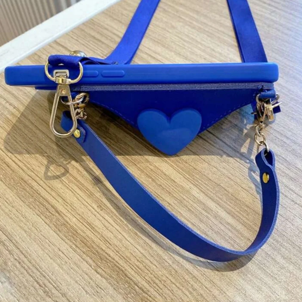 NEW Apple IPhone 15 Pro Max crossbody 3D love heart faux leather Phone case